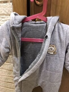 Комбинезон размер 68,на молнии