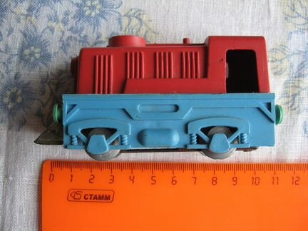 Тепловоз механический от детской железной дороги