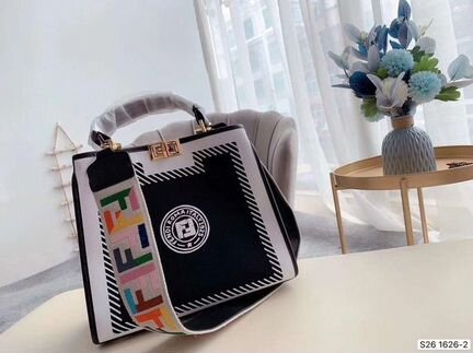Сумка Fendi