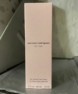 Narciso Rodriguez “For Her”/“For Him Bleu Noir” 75