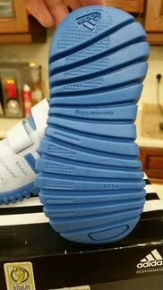 Новые кроссовки adidas 23 размера