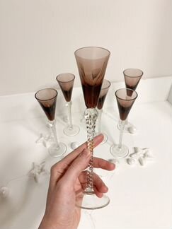 Бокалы в винтажном стиле