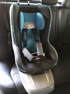 Детское автомобильно кресло BMW с Isofix крепежом