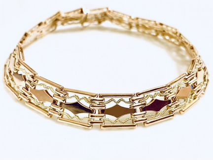 Золотой браслет