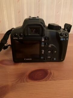Зеркальный фотоаппарат canon 1000d body