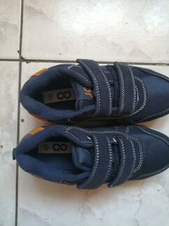 Кроссовки на мальчика р 32