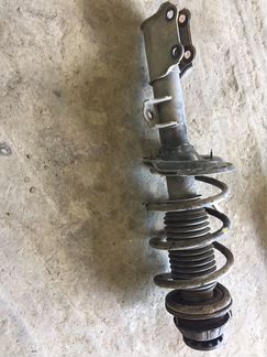 Стойка амортизатор левая Kia Rio 3 Хендай С