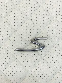 Буква S на багажник Porsche хром