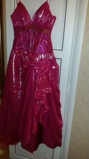 Вечернее платье