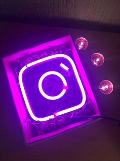 Неоновая вывеска 