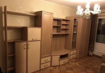 Стенка в гостиную + столик