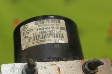 Блок abs Mercedes C-Class W203 111.955 2.0L 2001