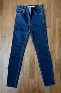 Джинсы новые Zara