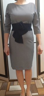 Женское платье р.164-88,темно-синее в белый горох