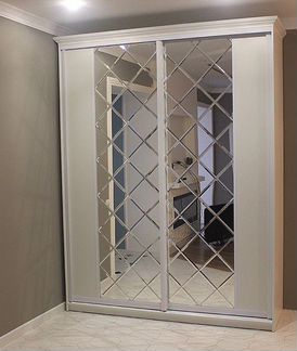 Шкаф-купе с алмазной гравировкой