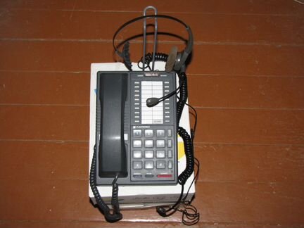 Настольный телефон Plantronics Starbase 2000