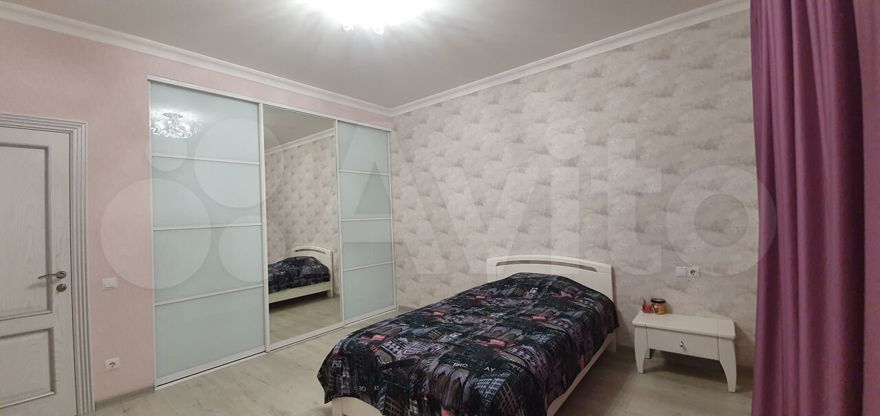 Дом 255 м² на участке 7 сот.