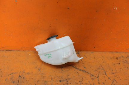 Бачок расширительный Kia Sorento 2 2009-2019