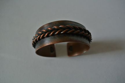 Винтажные браслеты