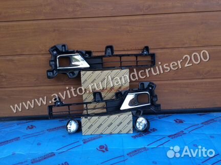 Решетка в бампер Land Cruiser 200 2019