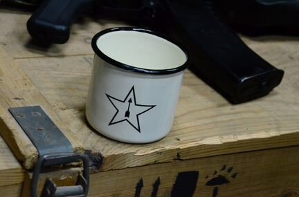 Кружка с логотипом тульского оружейного завода