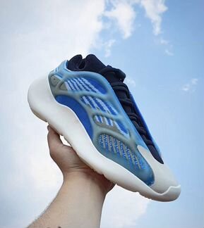 Кроссовки adidas yeezy boost 700 v3 (36-45)