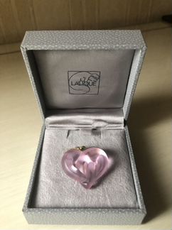 Кулон Lalique Satin Pink Entwined Heart