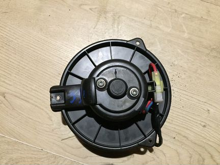 Мотор печки Mitsubishi Carisma 1995-2003