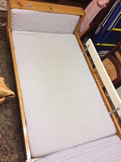 Кровать детская (икеа)