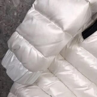 Пуховик Burberry