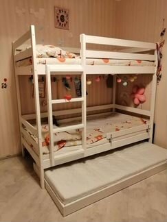 Двухъярусная кровать домик