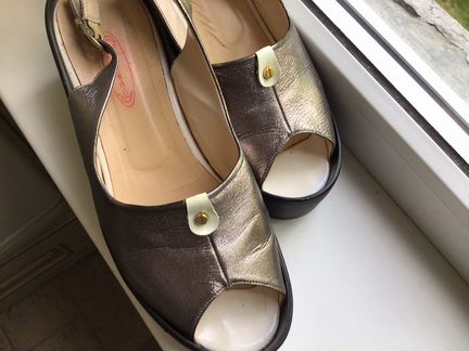 Сабо на платформе