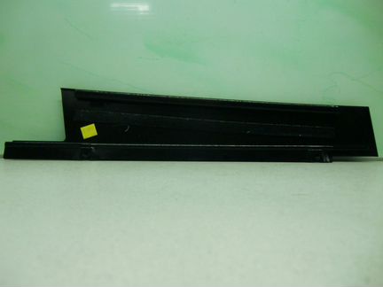 Накладка задней правой двери Mercedes GLC X253