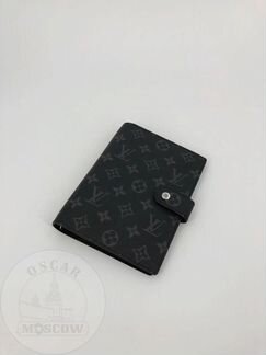 Новый ежедневник Louis Vuitton с кожаной обложкой