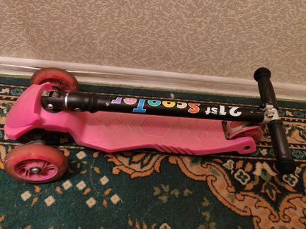 Самокат складной со светящимися колёсами