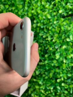 Белоснежный iPhone 8 64gb ростест Аккум 100 идеал