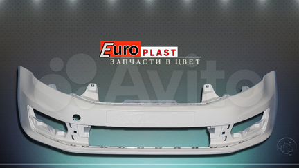 Передний бампер Volkswagen Polo рестайлинг белый