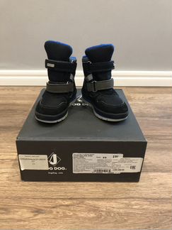 Ботинки фирмы Jog Dog