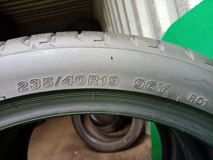 235/40R19 Bridgestone Potenza S001