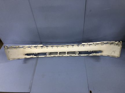 Бампер Мерседес бенц W202 C-class рест