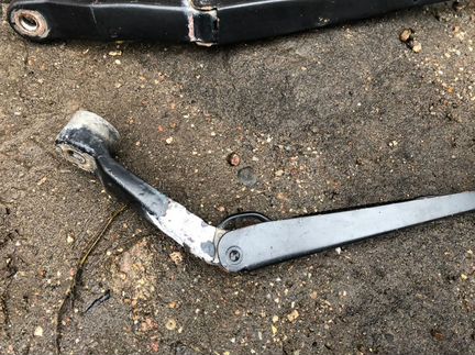 Поводки дворников Honda Fit 2001-2008