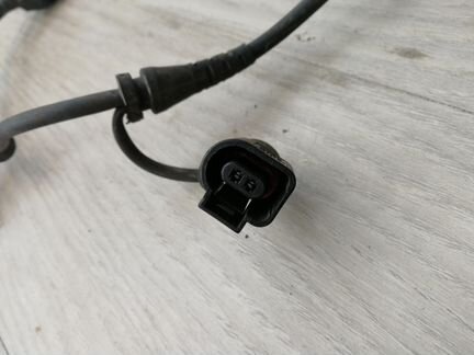 Audi a4 8e b6 b7 датчик ABS передний оригинал