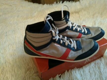 Кроссовки на мальчика 38 р