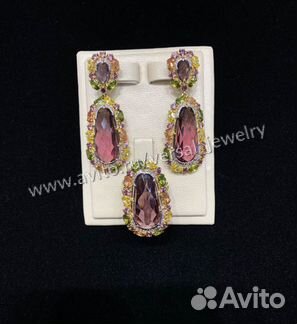 Серьги и кольцо из золота с бриллиантами