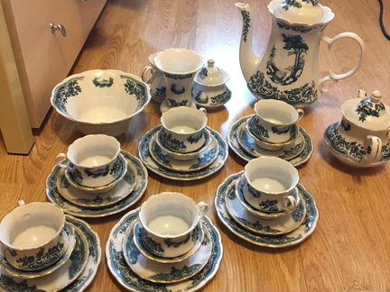 Сервиз чайный фарфоровый