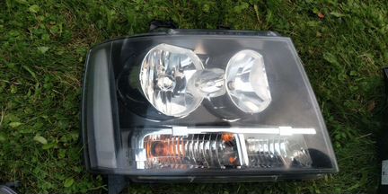 Фары передние Шевроле Тахо 900