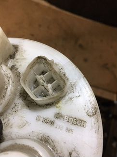 Бензонасос Toyota avensis 2