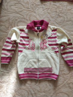 Новая теплая красивая кофта на 5-6,7-9 лет. Турция