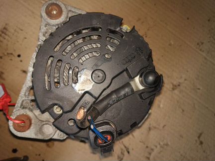 Генератор на Audi A4 B5 1995г