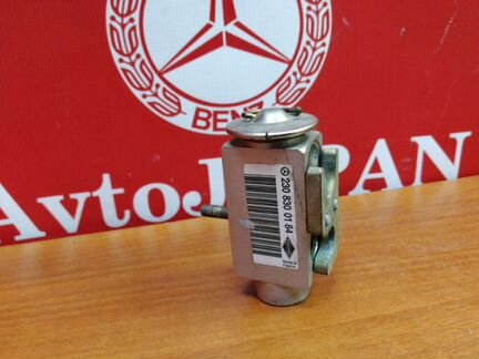 Клапан кондиционера Mercedes W219 CLS 219 M113.967